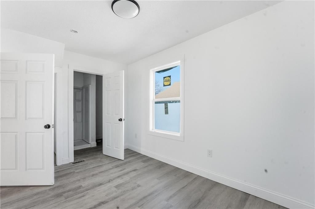 1407 Colorado Avenue — photo 17