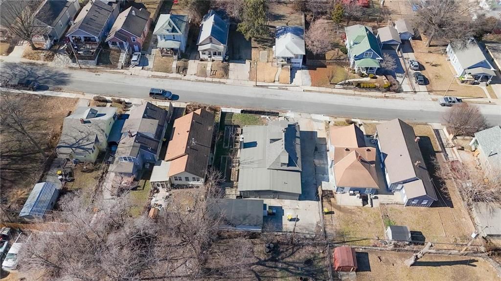 1407 Colorado Avenue — photo 31