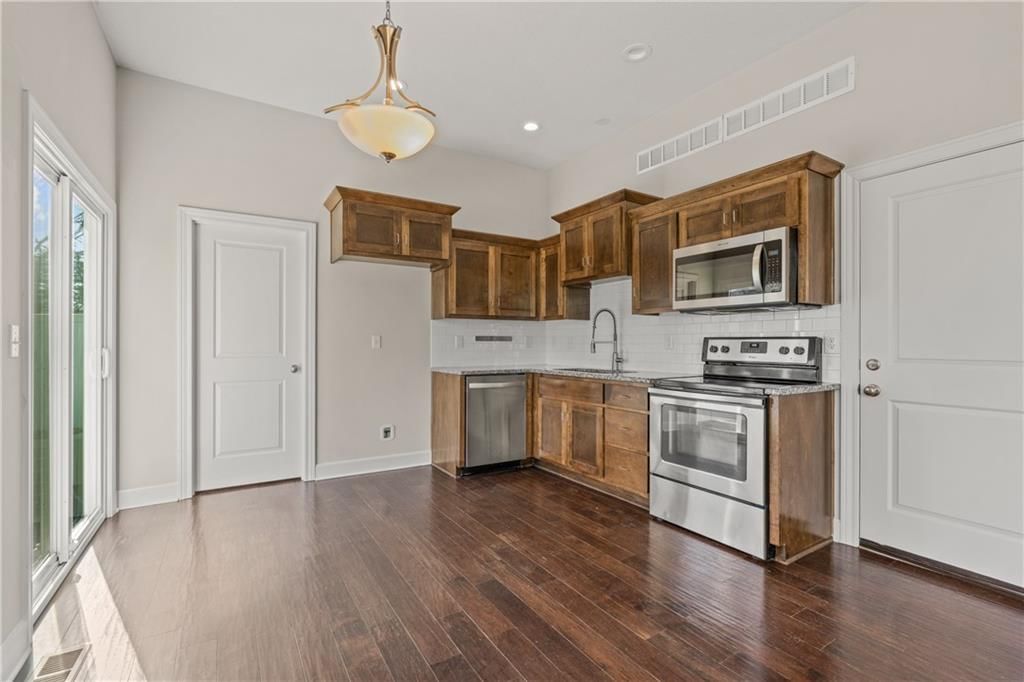 7529 McCoy Street — photo 6
