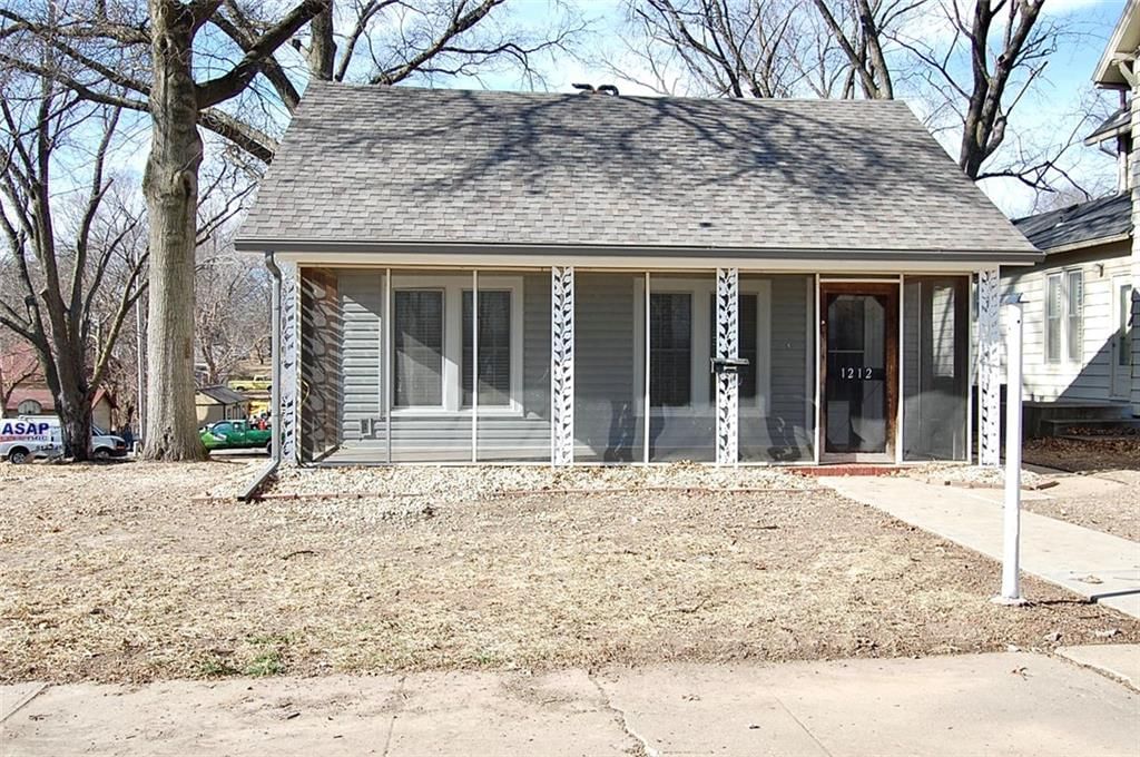 1212 S Esplanade Street — photo 2