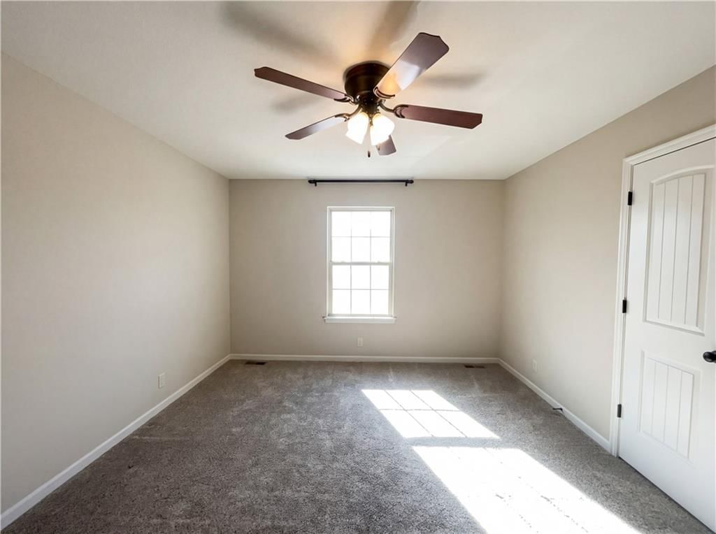 216 Greystone Way — photo 9