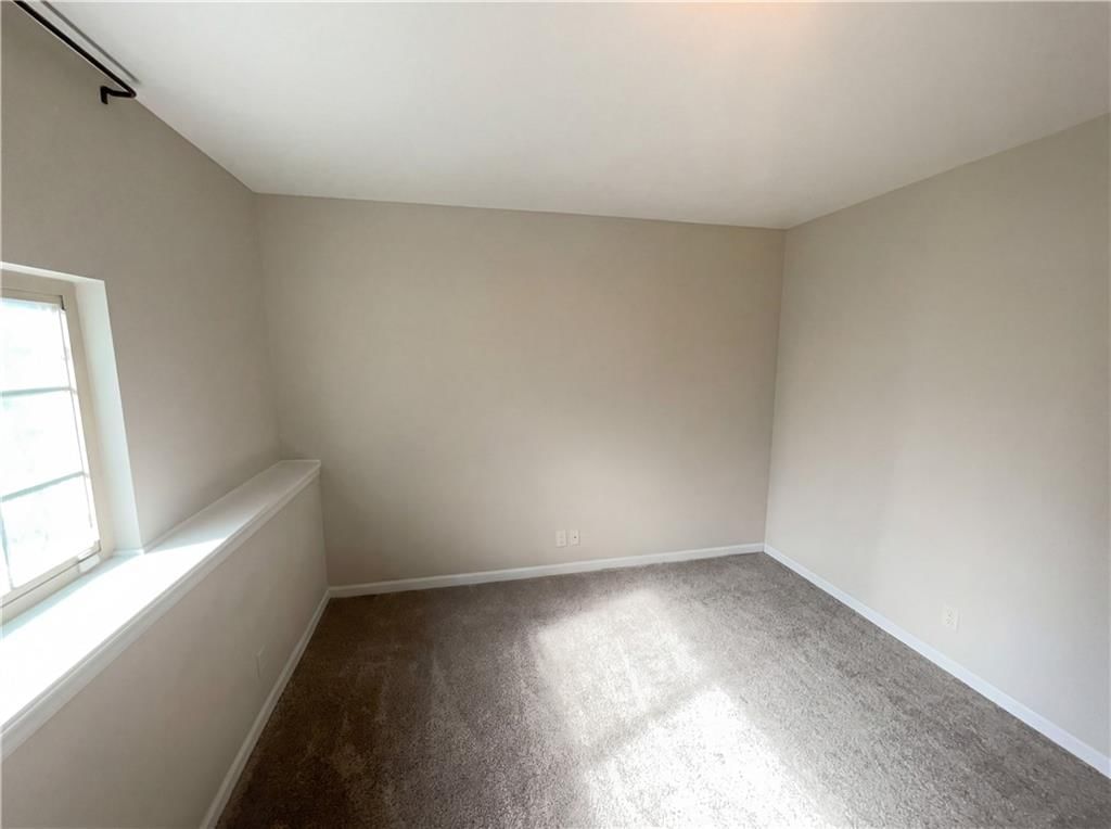 216 Greystone Way — photo 14