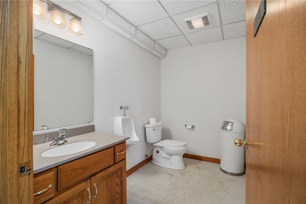 5214 Lake Avenue — photo 27