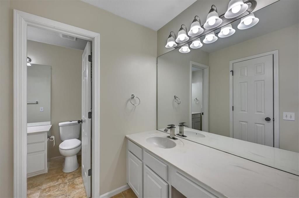 12455 Parkhill Street — photo 26