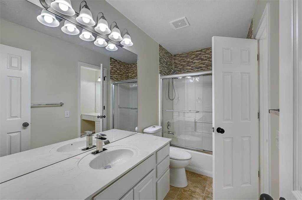 12455 Parkhill Street — photo 28