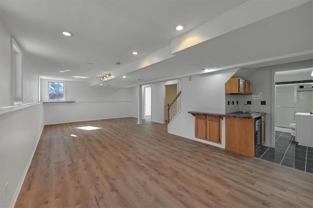 12455 Parkhill Street — photo 32
