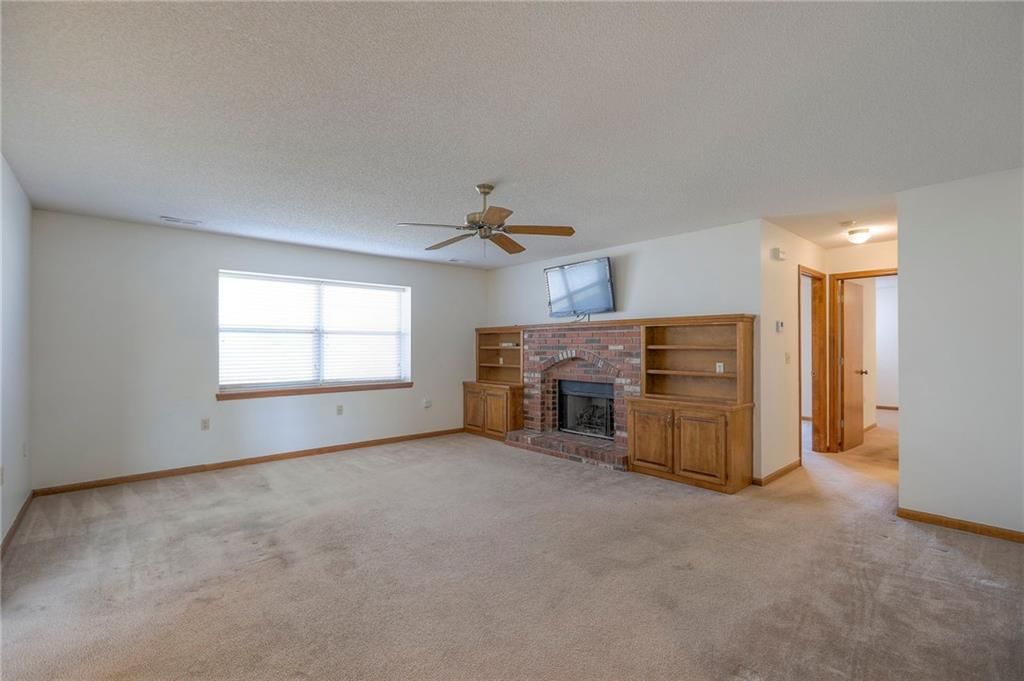 6126 ASH Court — photo 7