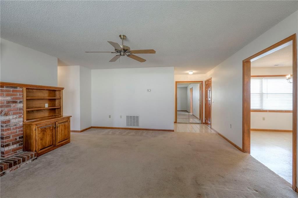 6126 ASH Court — photo 9