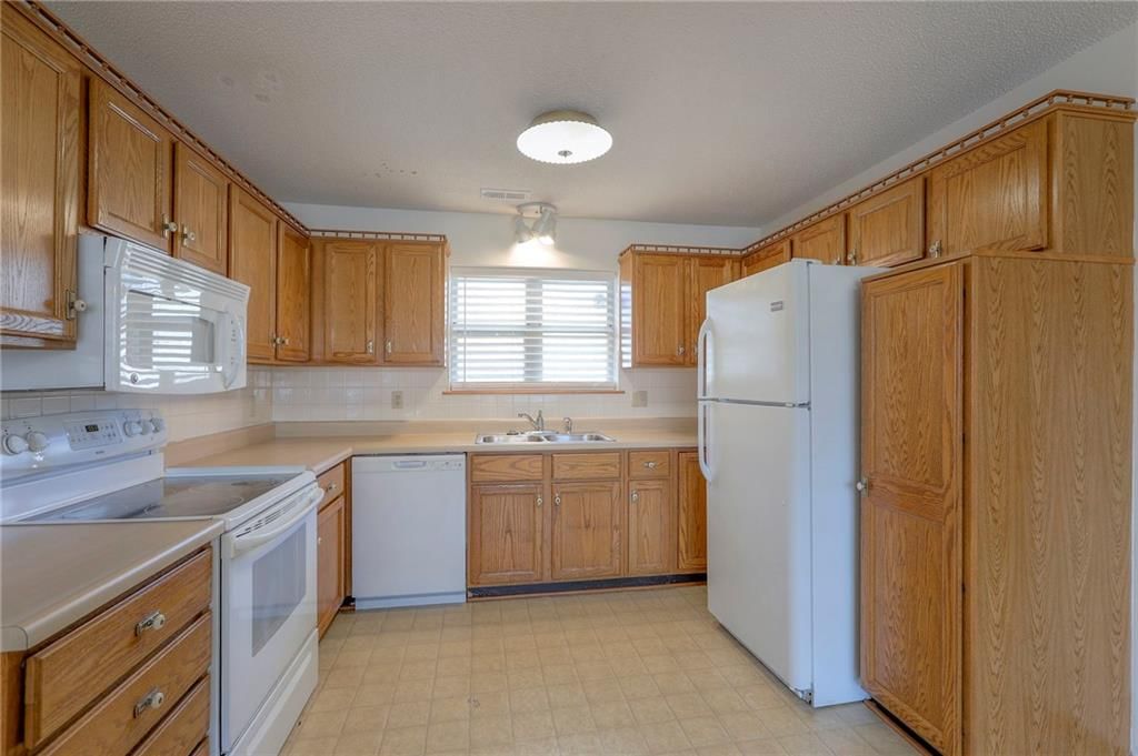 6126 ASH Court — photo 12