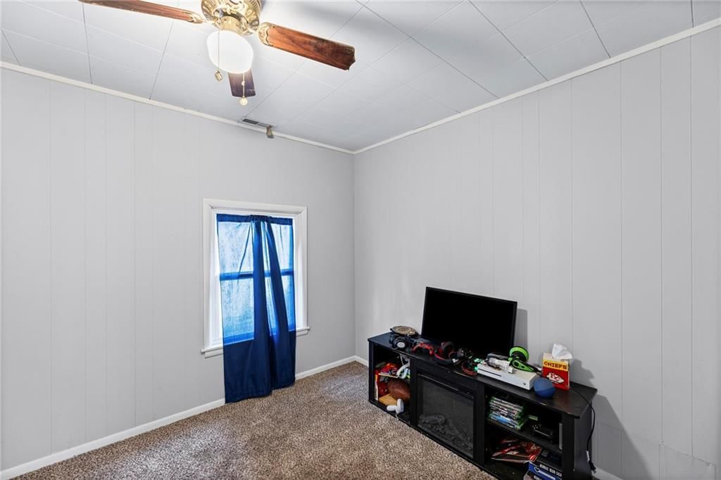 140 Walnut Avenue — photo 18