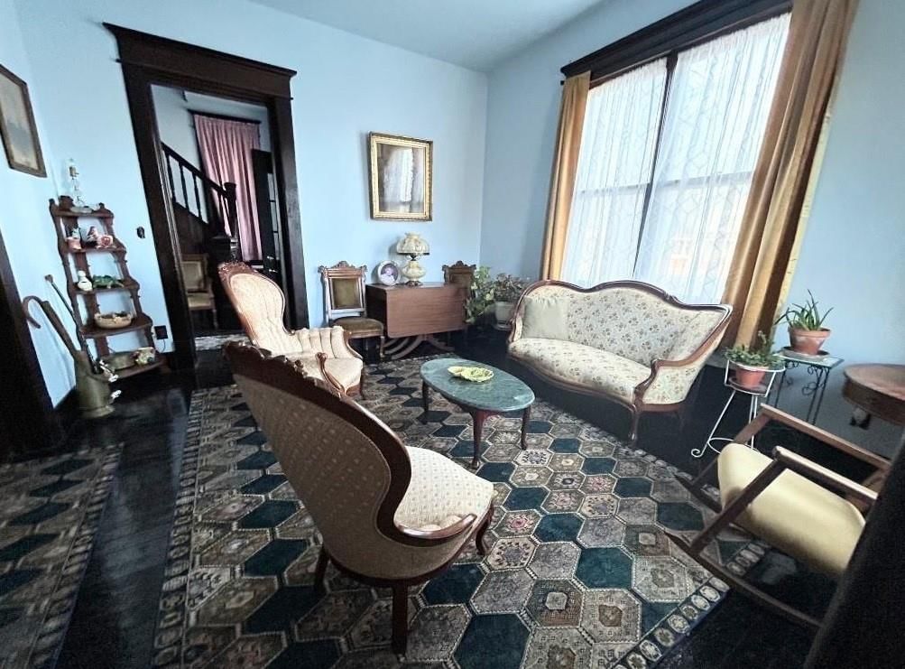 705 E Madison Avenue — photo 1