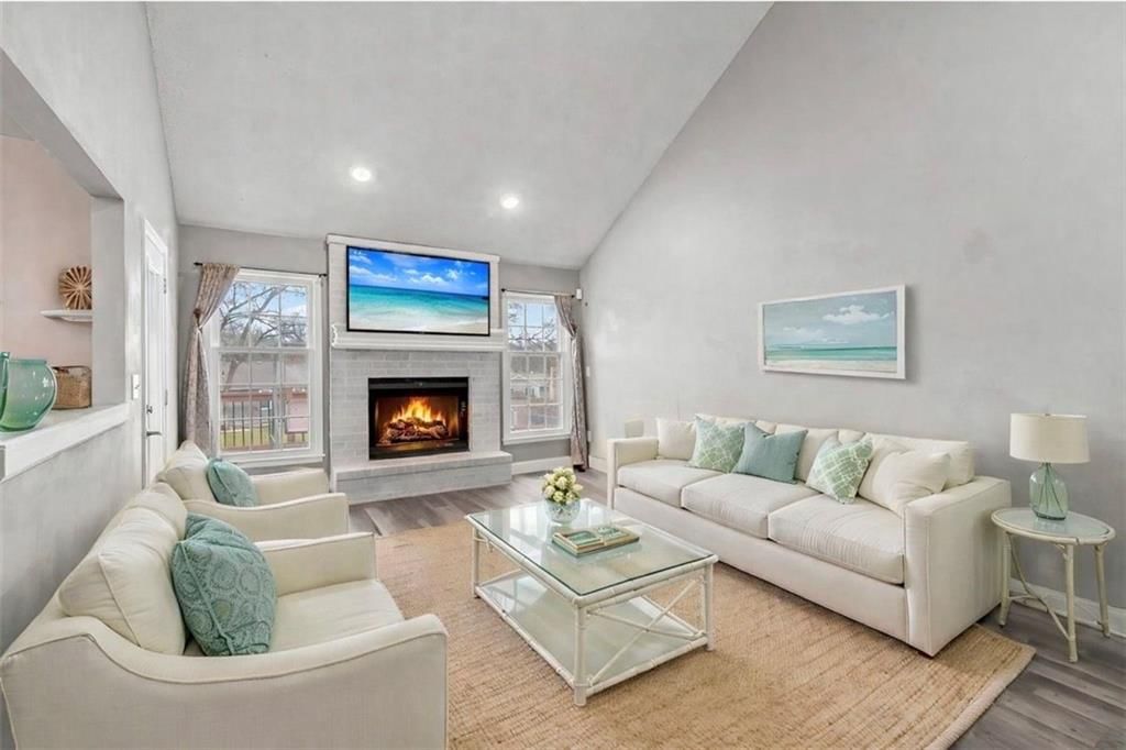 1618 SE Boone Trail — photo 4