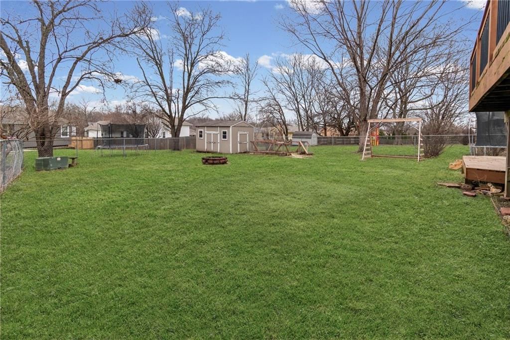 1618 SE Boone Trail — photo 23