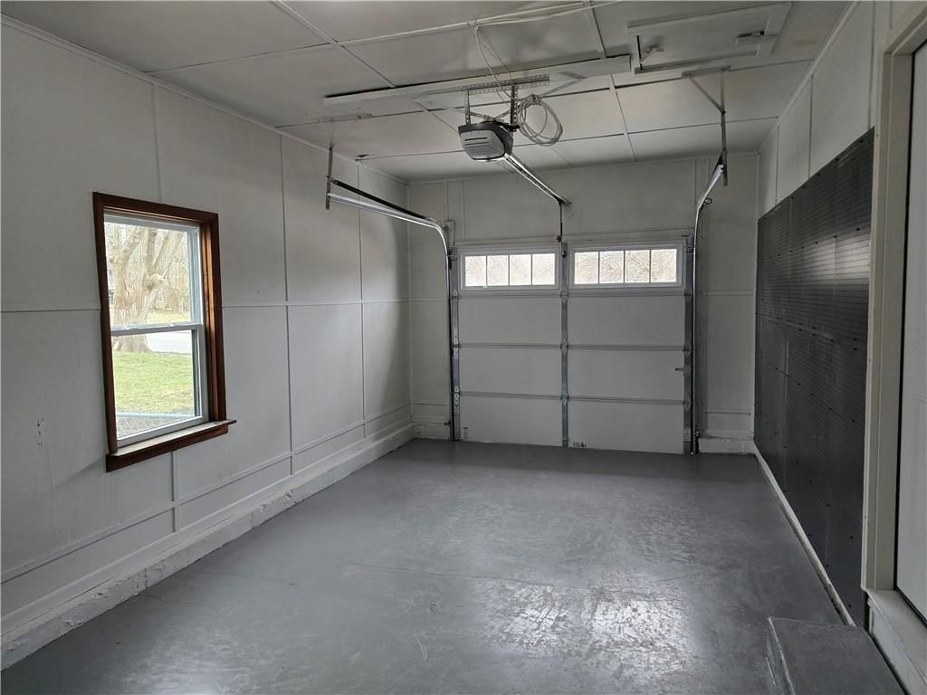 212 W Cambridge Road — photo 22
