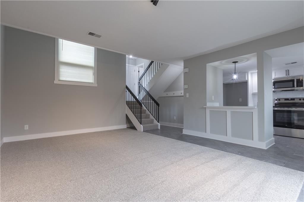 10863 Rosehill Road — photo 4