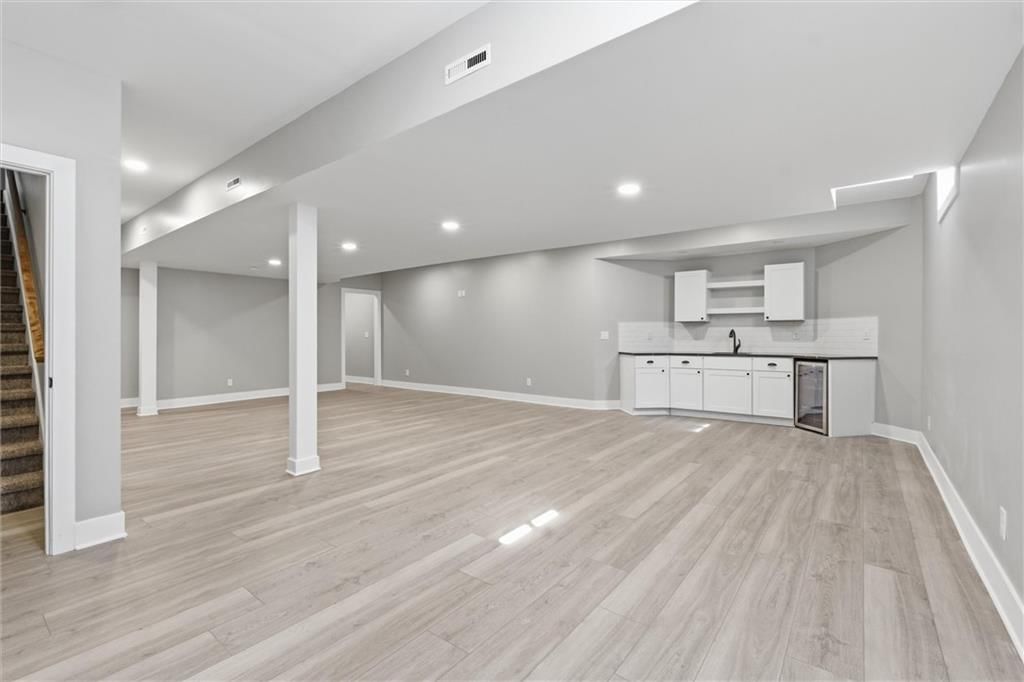 14505 Dearborn Street — photo 33