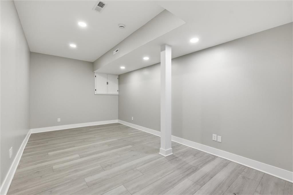 14505 Dearborn Street — photo 38