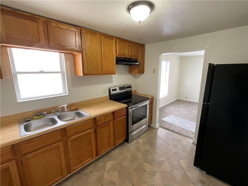 1000 W LINDEN Avenue — photo 9