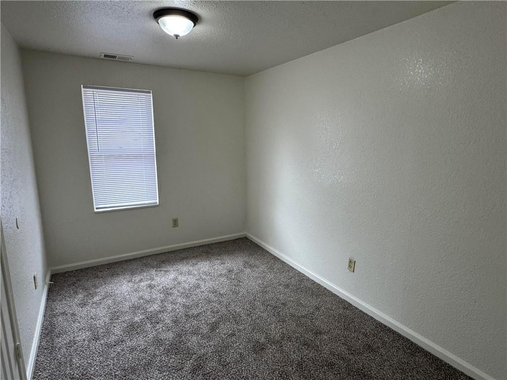 1000 W LINDEN Avenue — photo 12