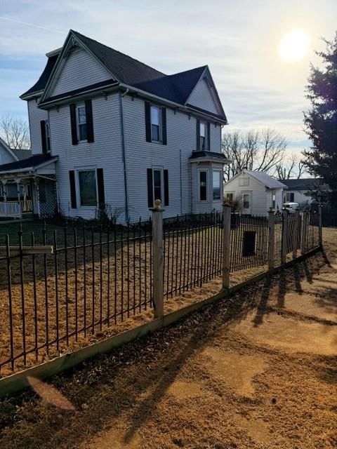 711 Mill Street — photo 2