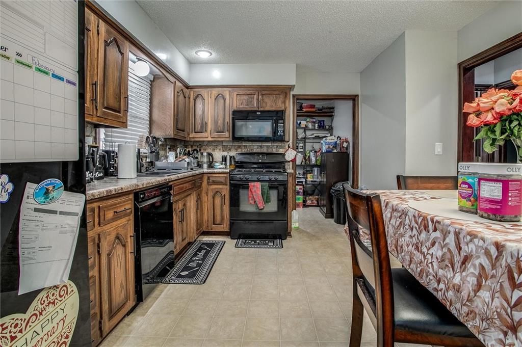 2829 Trenchard Drive — photo 18