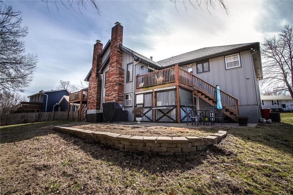 2829 Trenchard Drive — photo 27