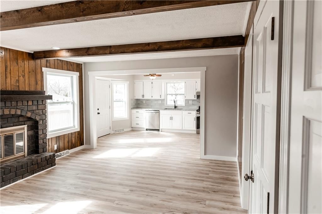 2409 NW 86th Terrace — photo 5