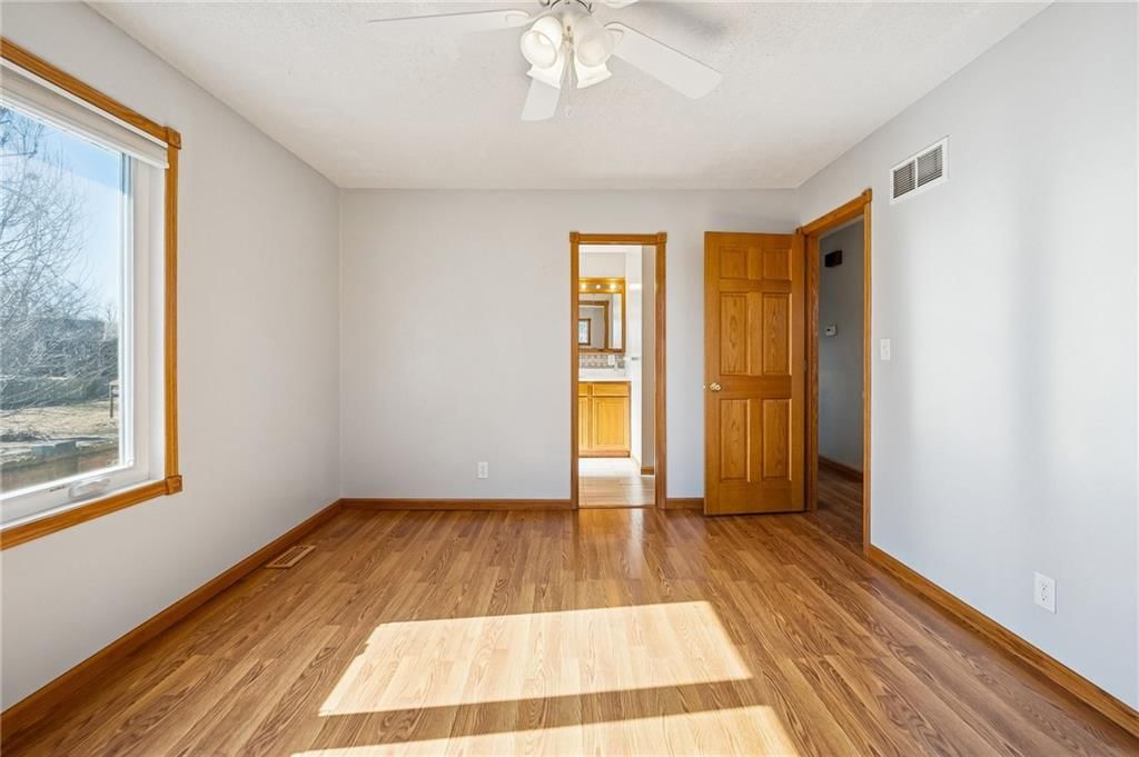 470 TRANT Street — photo 19