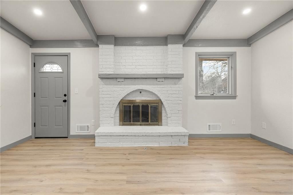 405 NE Grant Court — photo 19