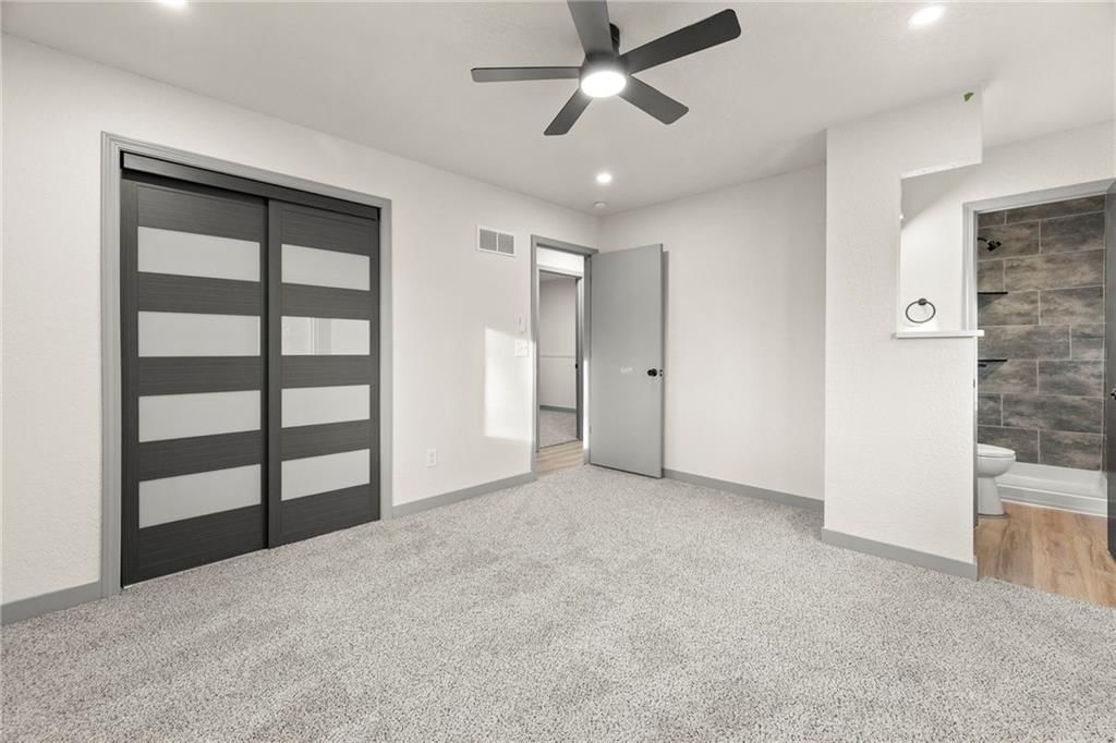 405 NE Grant Court — photo 23