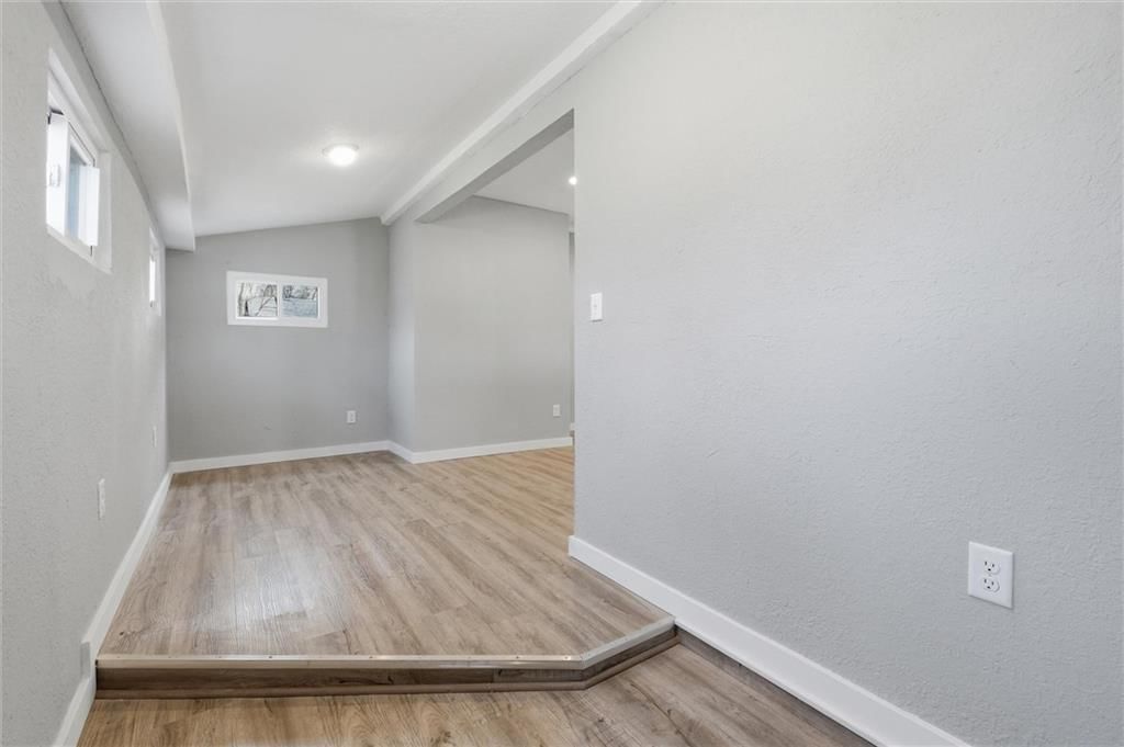 647 NE Grattan Street — photo 17