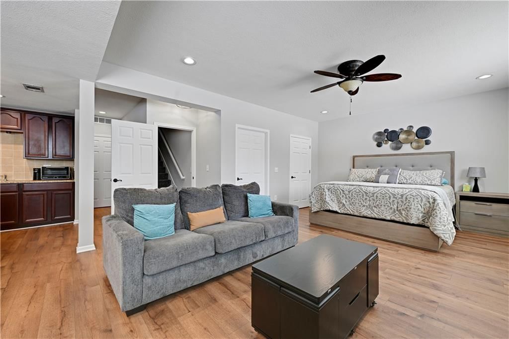 14708 Cedar Street — photo 43