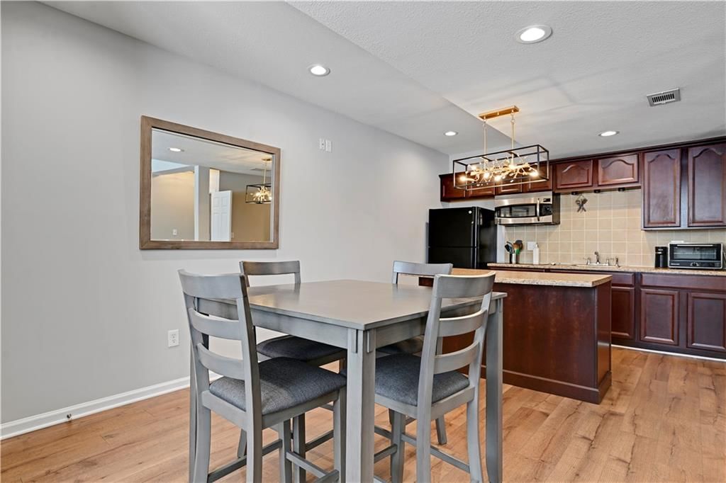 14708 Cedar Street — photo 46