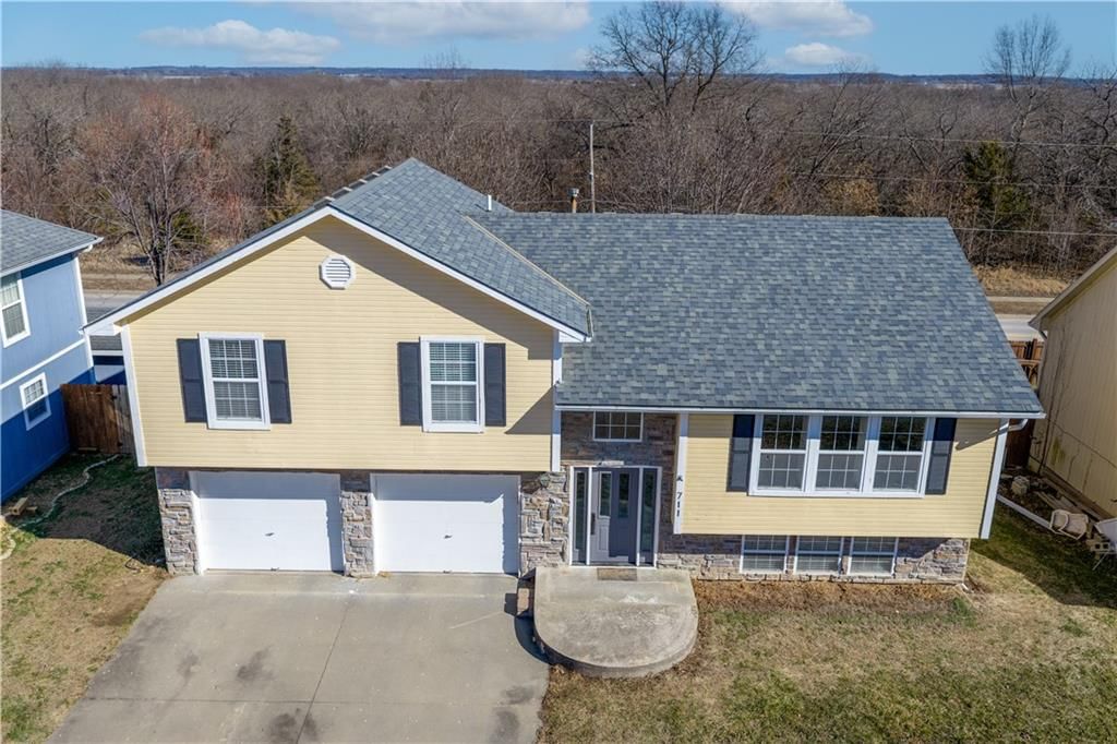 711 Brookside Drive — photo 4