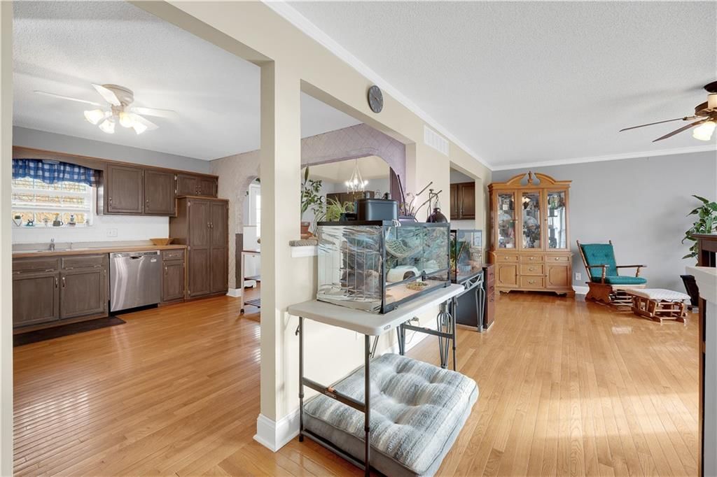 711 Brookside Drive — photo 40