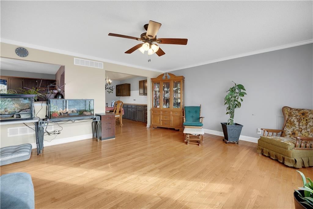 711 Brookside Drive — photo 46