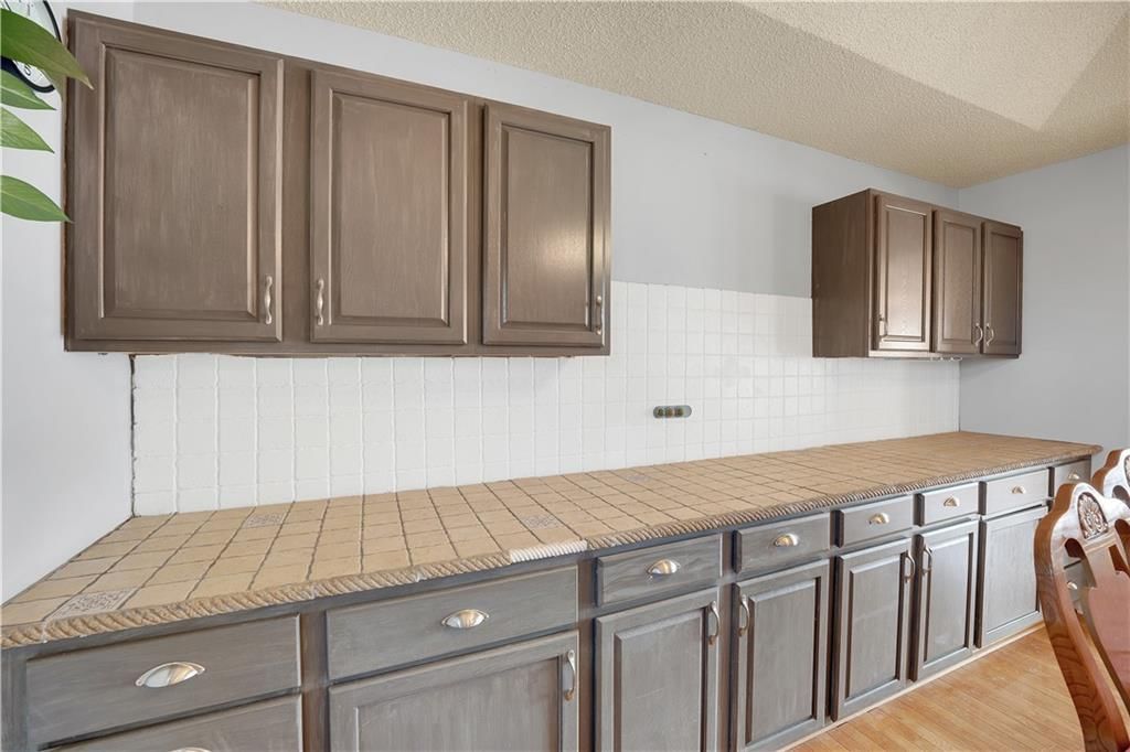711 Brookside Drive — photo 49