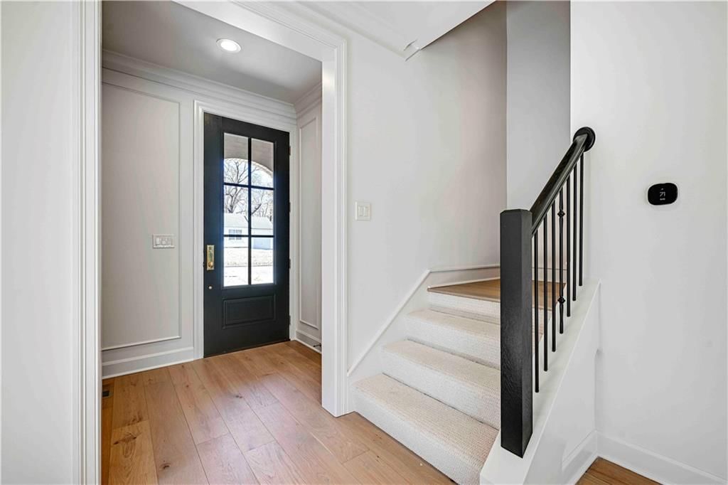 6115 Catalina Street — photo 3