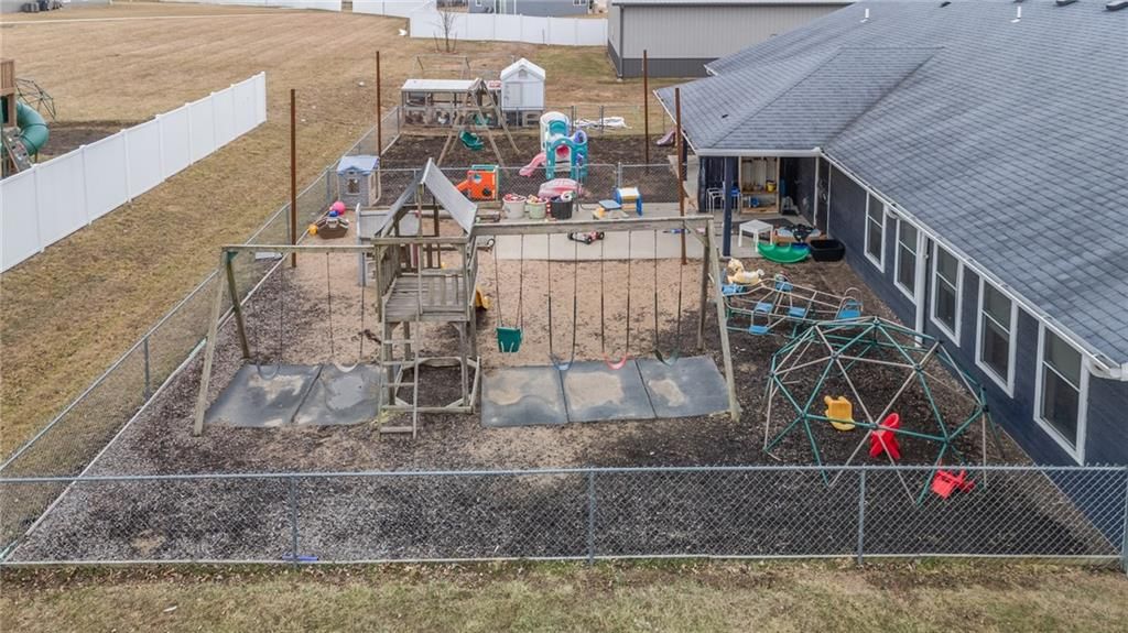 2707 MATTHEW Drive — photo 3