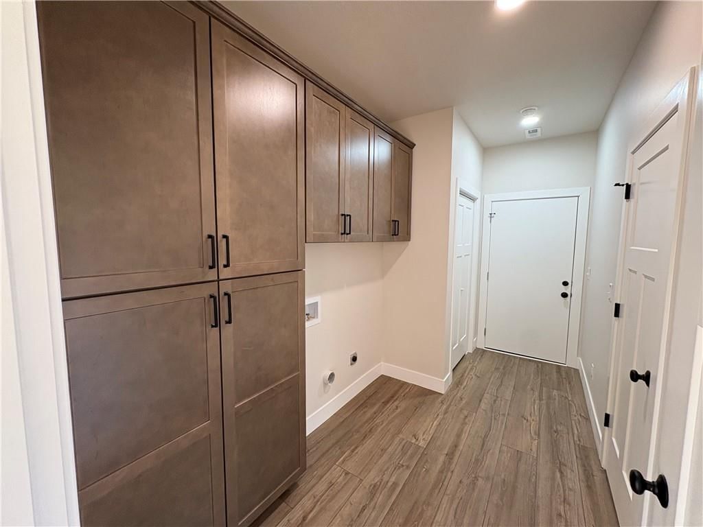 1413 N Thornton Lane — photo 21
