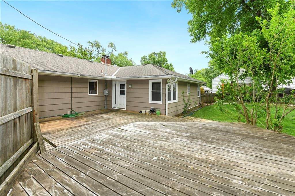 6700 Marty Street — photo 32