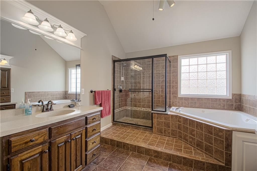 669 N Pine Circle — photo 20