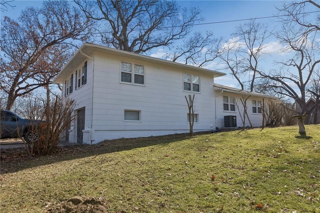 5304 NW Wagon Trail — photo 32