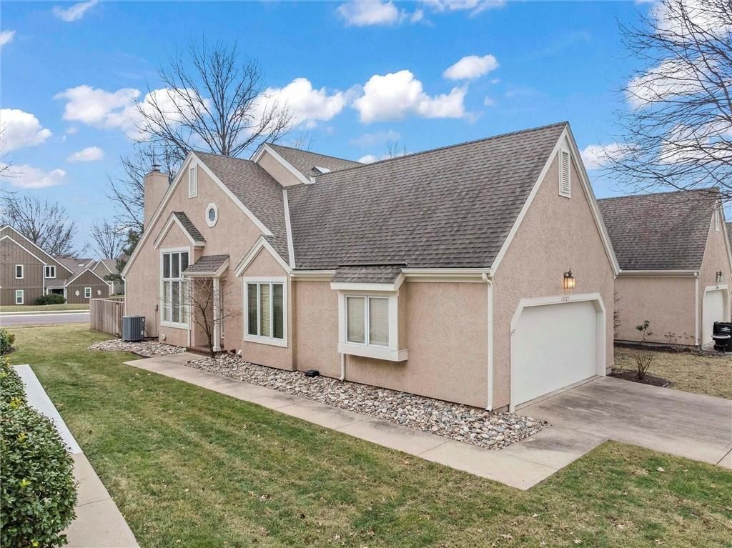 12209 Grant Lane — photo 2