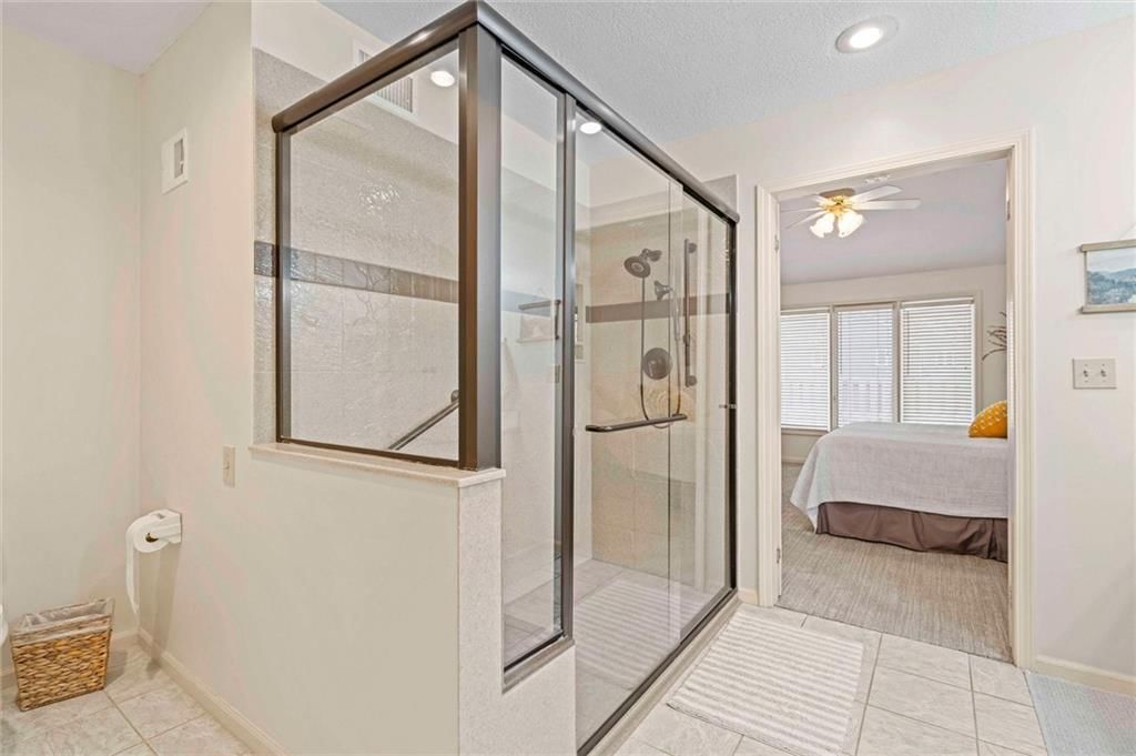 12209 Grant Lane — photo 18
