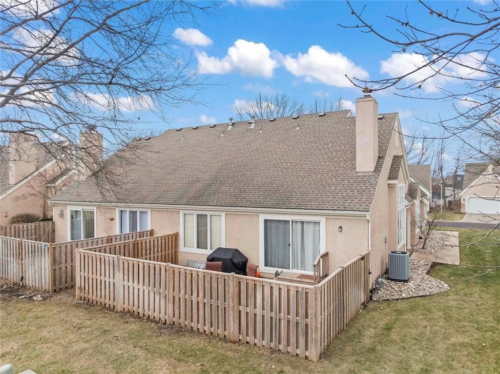 12209 Grant Lane — photo 24