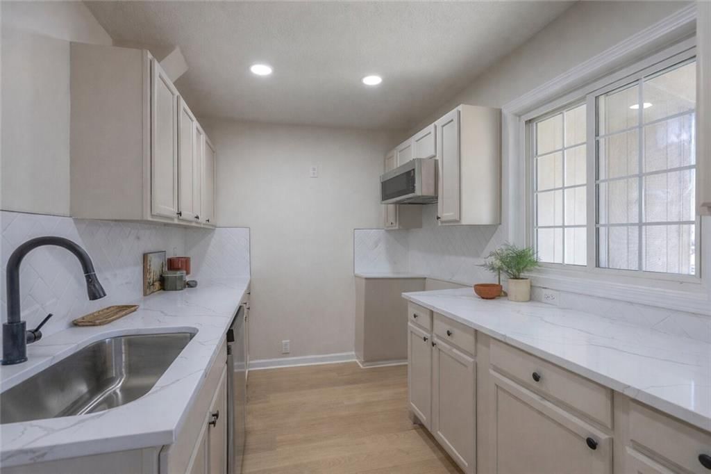619 N Gallatin Street — photo 10