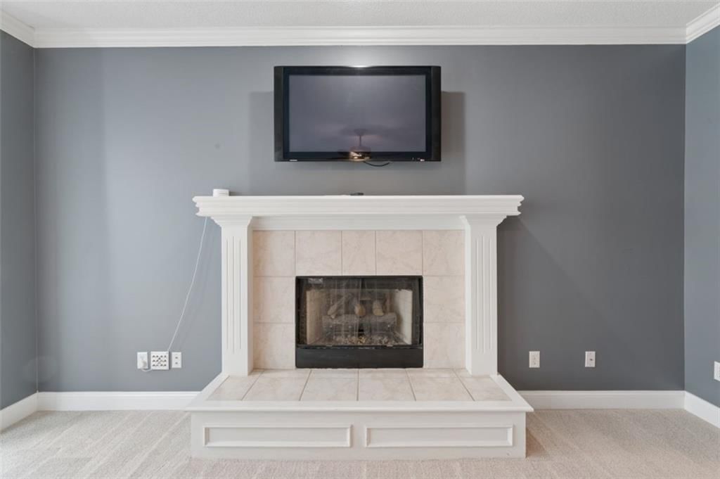 4910 Marion Street — photo 10