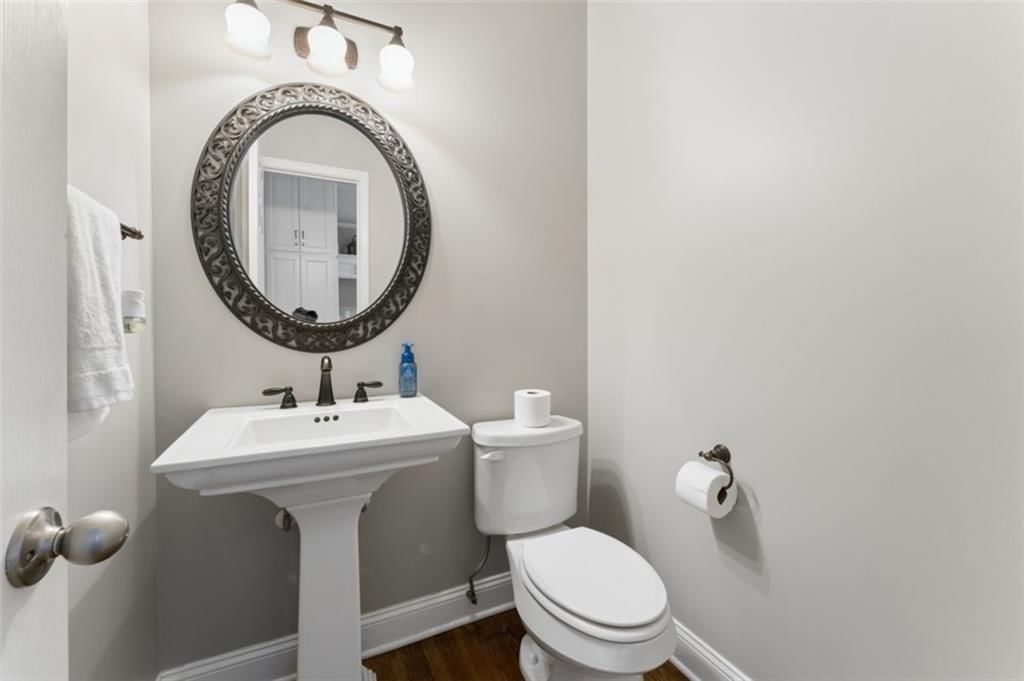 4910 Marion Street — photo 21