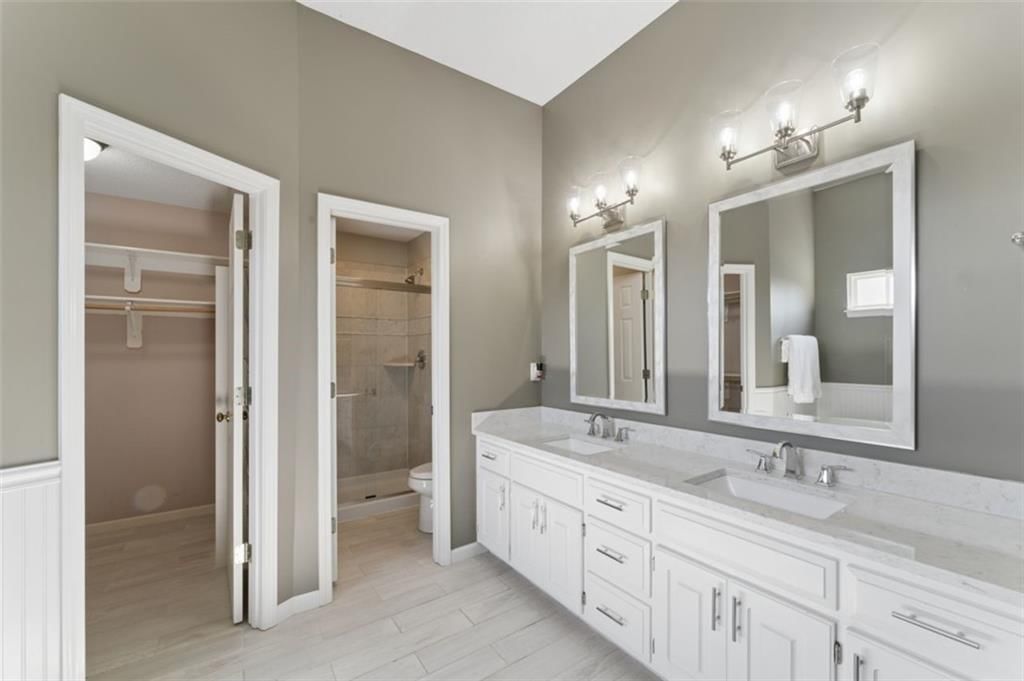 4910 Marion Street — photo 28